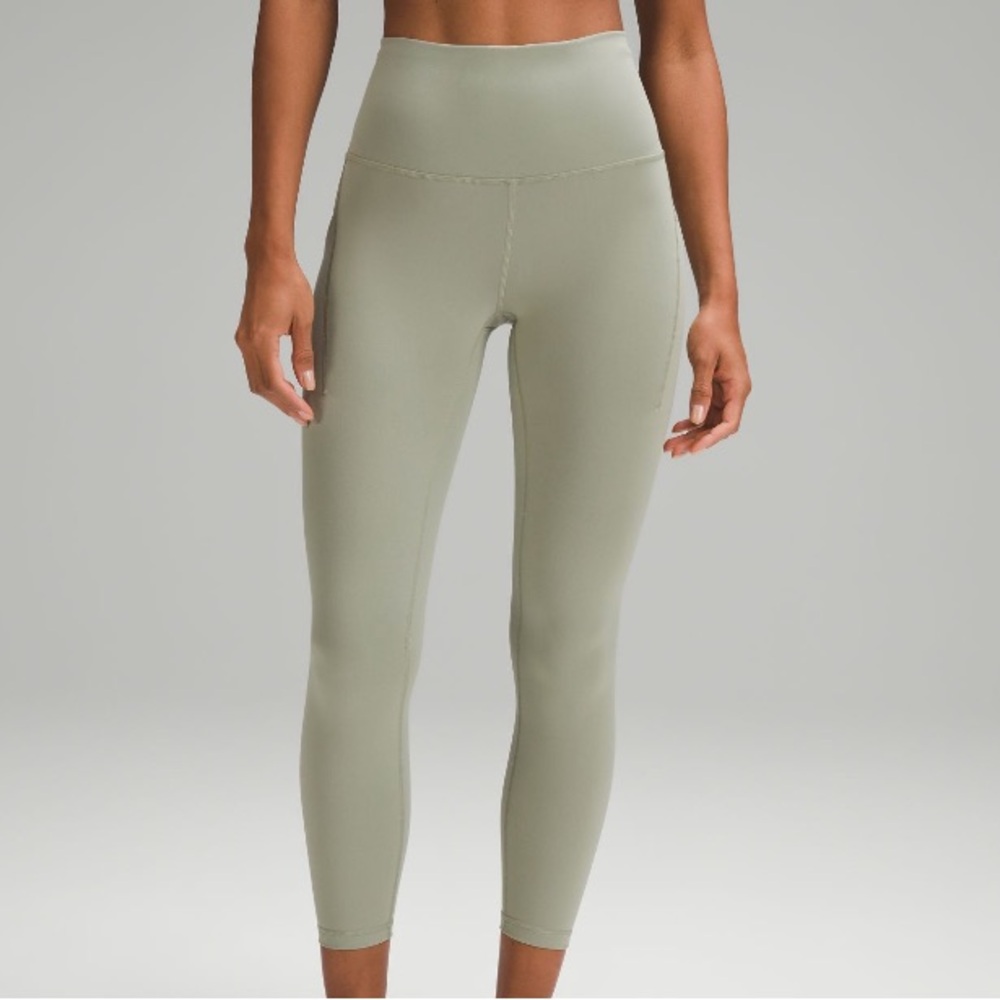 Lululemon Wunder Train Leggings w/ Pockets
